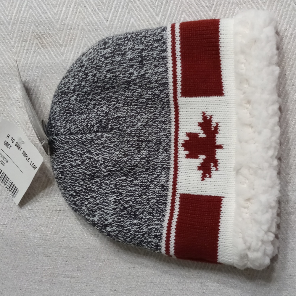 Kid's Maple Leaf Beanie Hat